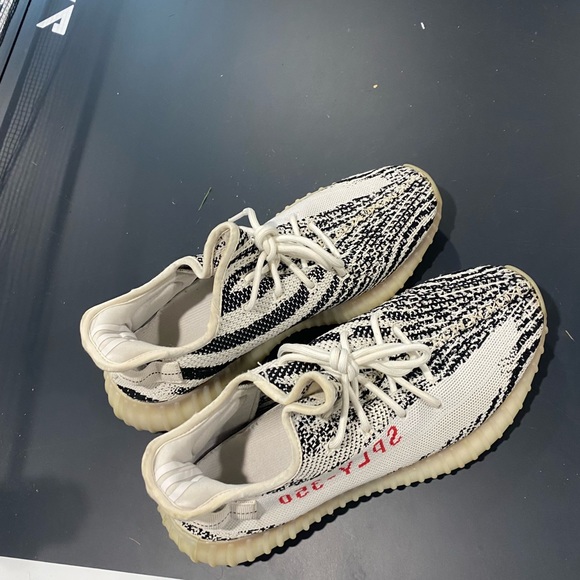 Yeezy 350 zebra - Picture 8 of 8